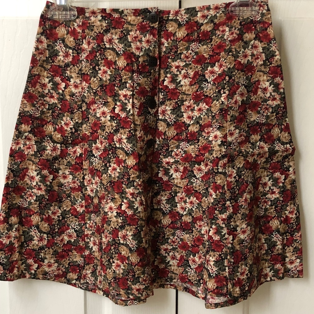 Express Deep Red & Tan Floral Skirt Button down front